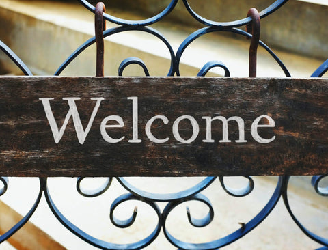 Welcome Gated Yard Sign