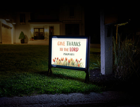 Give Thanks to the Lord Lumilawn Sign