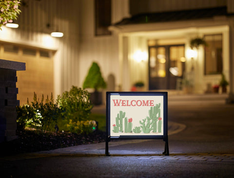 Cacti Welcome Lumilawn Sign